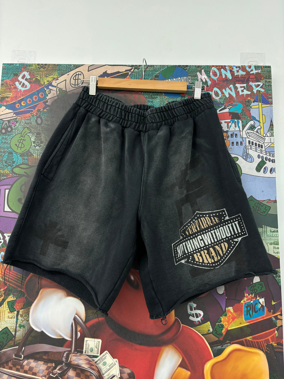 Vertabrae Shorts Black XL Used