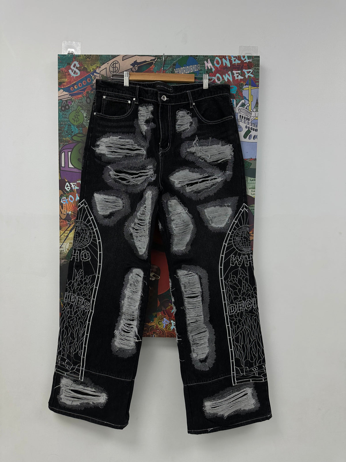 WDW Side Embroidery Black & Silver Jeans