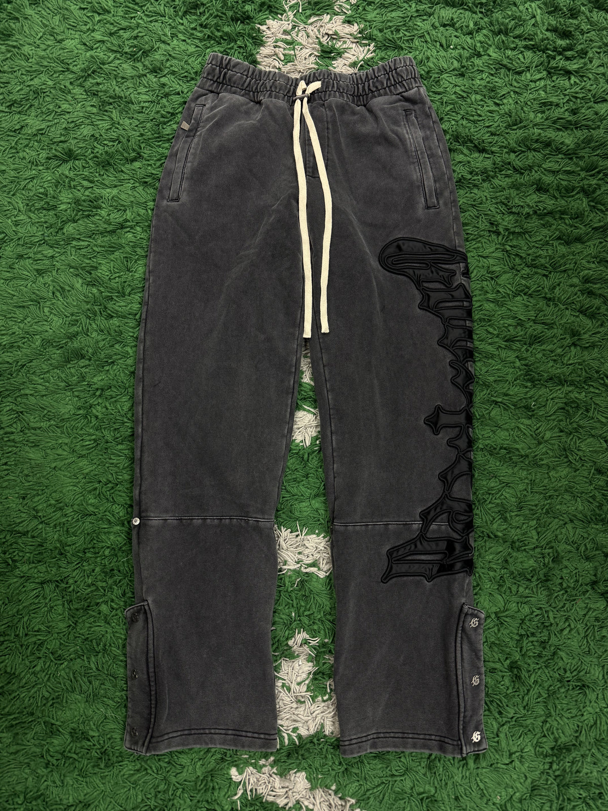 Godspeed OG Logo Black & Black Sweats